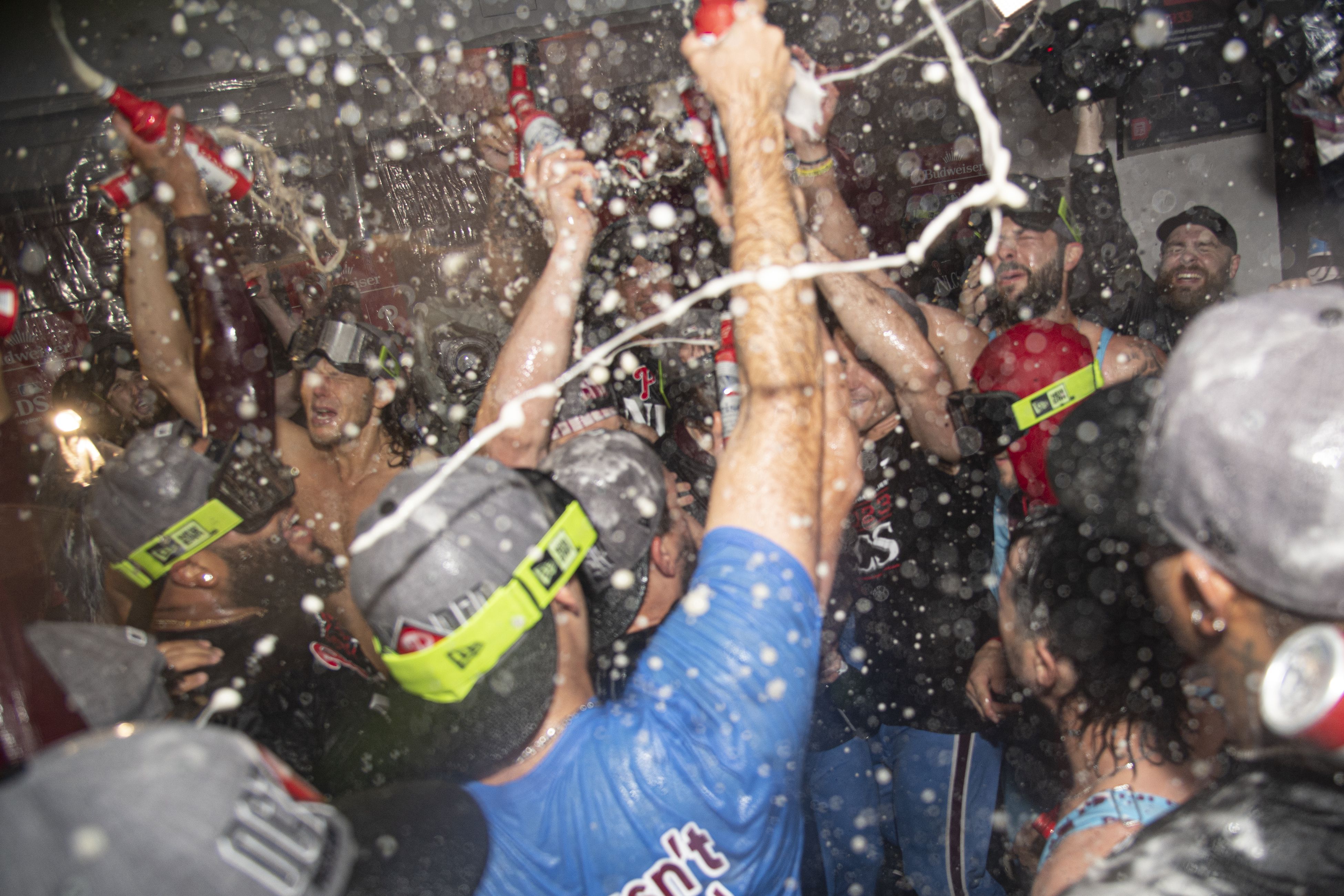 Austin Riley's clutch homer, crazy game-ending double play lifts Braves  over Phillies, ties NLDS