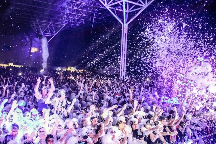 Foam n’ Glow EDM Party. Courtesy “Foam n’ Glow” World’s Largest Foam Party.