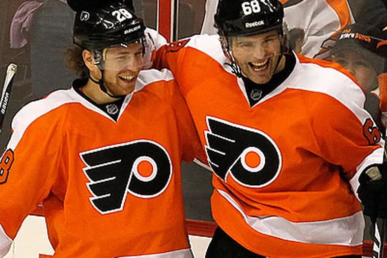 Claude Giroux and Jaromir Jagr have helped form the Flyers' most lethal line so far this season. (Ron Cortes/Staff file photo)