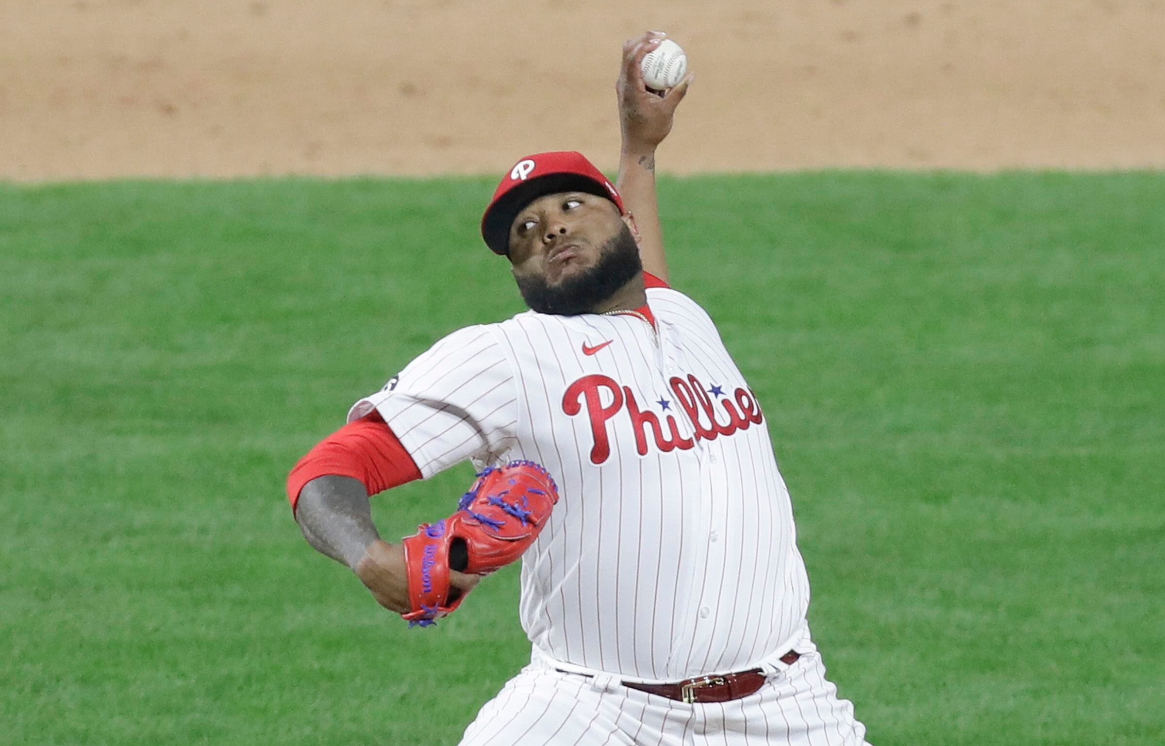 José Alvarado is back with Philadelphia Phillies thanks to a bike, a net,  and his dad