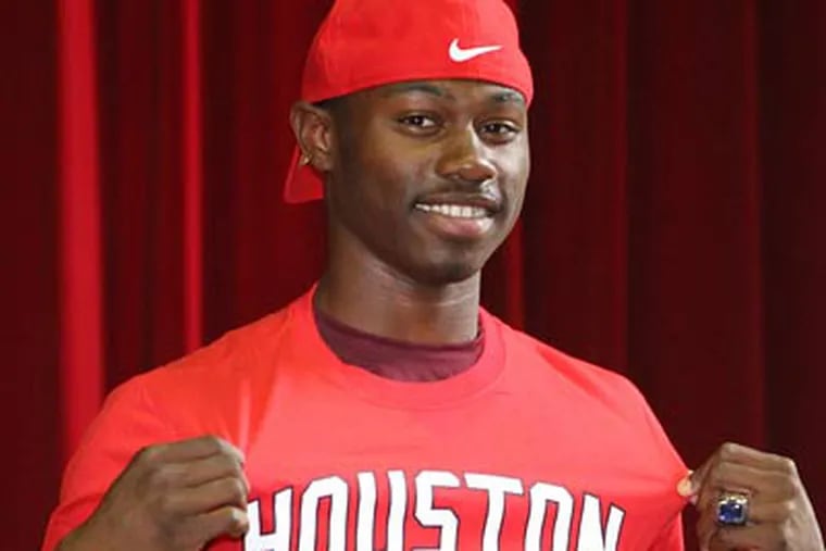 "I think I'm going to go ahead and pick the University of Houston," Eric Futch said. (Charles Fox / Staff Photographer)