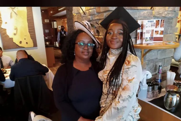 Mashike Sichinga and Anne-Marie Sichinga at Anne-Marie's graduation in May 2021.
