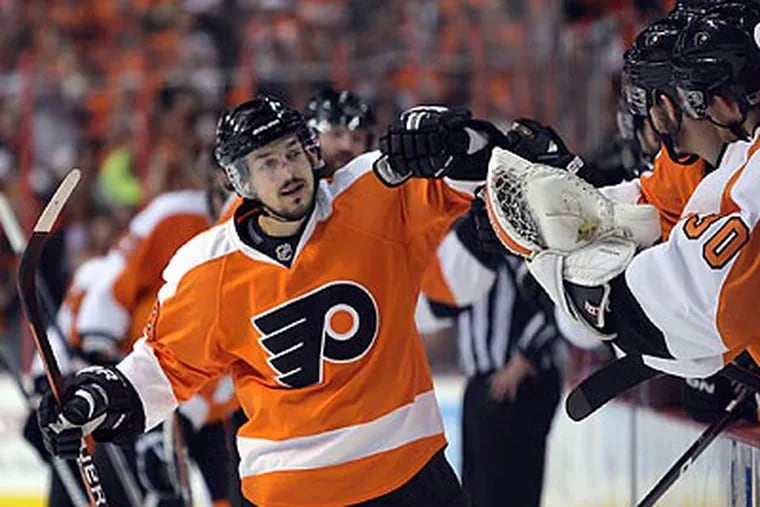Danny Briere is coming through in the clutch for the Flyers. (Yong Kim / Staff Photographer)