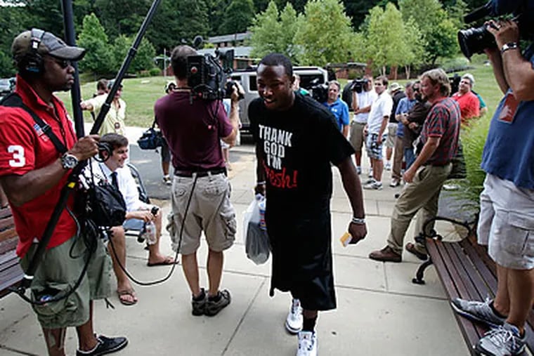LeSean McCoy is a relative veteran among the Eagles players who arrived at Lehigh yesterday. (David Maialetti/Staff Photographer)