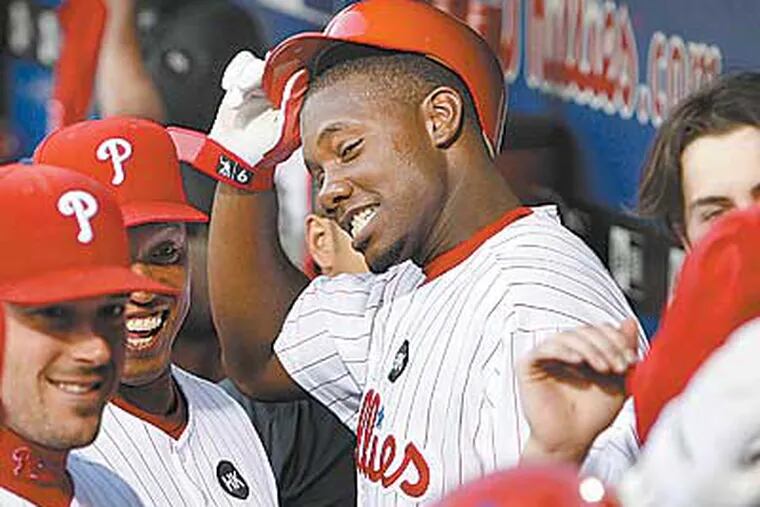 Ryan Howard is all smiles after his towering grand slam home in the third inning. (Ron Cortes/Staff Photographer)