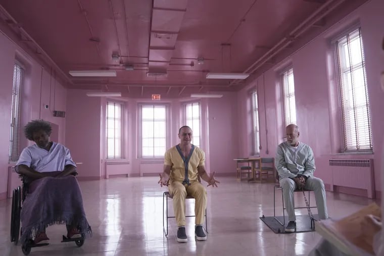 Samuel L. Jackson, James McAvoy and Bruce Willis in 'Glass' )