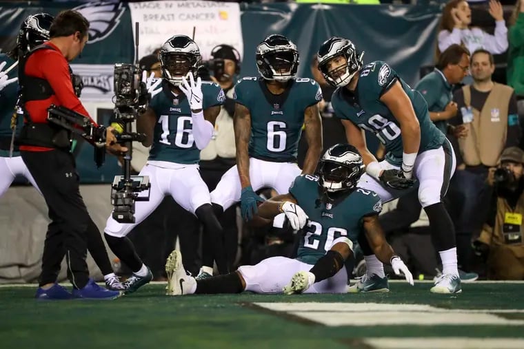 Eagles-Cowboys analysis: Birds rise to 6-0 after getting a jump on