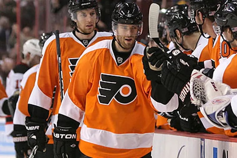 Ville Leino played a key role in the Flyers' win over the Devils on Sunday. (Yong Kim/Staff file photo)