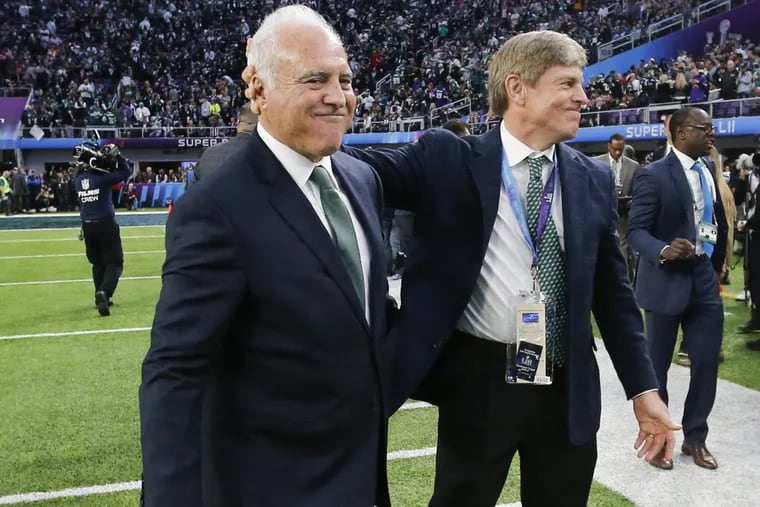 Eagles owner Jeffrey Lurie with Phillies principal owner John Middleton before the Eagles played New England Patriots in Super Bowl LII on Sunday, February 4, 2018 in Minneapolis.