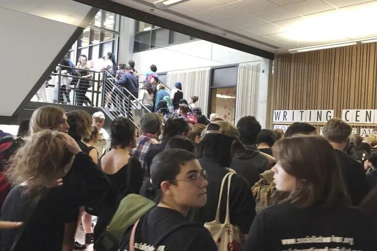 Hundreds of students at Evergreen State College protest on May 24.