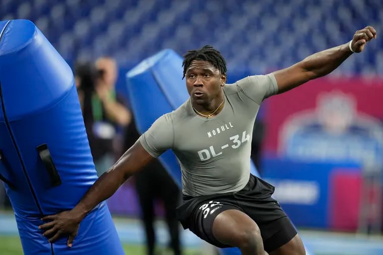 Houston Christian defensive lineman Jalyx Hunt runs a drill at the NFL football scouting combine, Thursday, Feb. 29, 2024, in Indianapolis. (AP Photo/Michael Conroy)