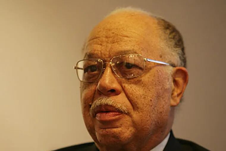 Buzz believes the grand-jury report against Dr. Kermit Gosnell. (Yong Kim / Staff Photographer, File)