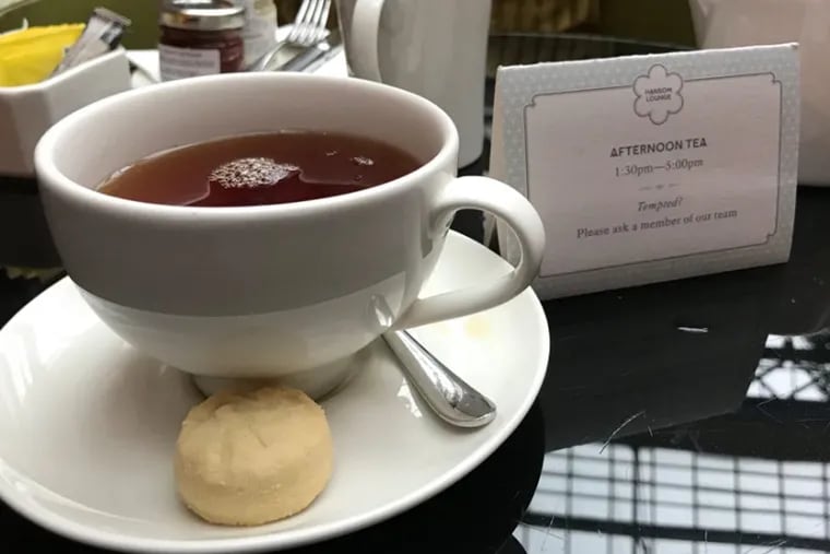 Sixers beat writer Keith Pompey took a tea break while in London for Thursday’s Sixers game against the Boston Celtics.