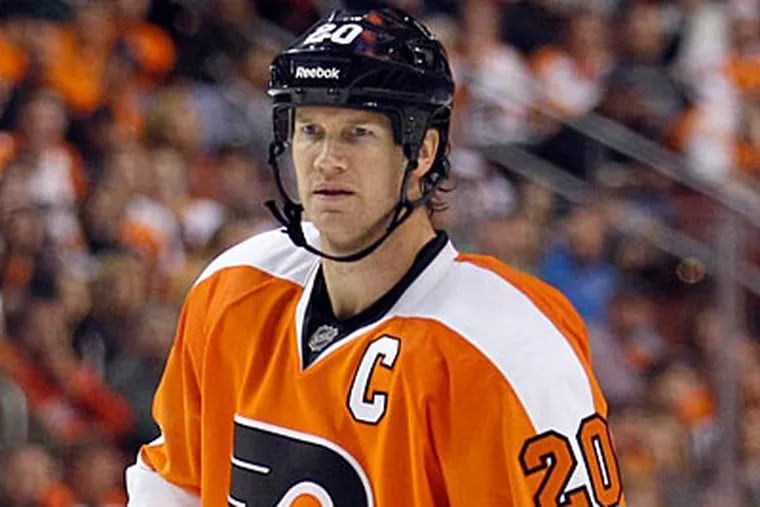 Chris Pronger has been sidelined by a concussion and has not played since November. (Yong Kim/Staff file photo)