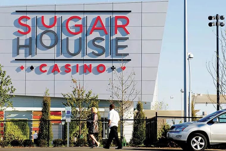 Guests arrive at the SugarHouse Casino, Sept. 20, 2010. The owners of SugarHouse Casino have formally objected to the scheduled awarding of a second casino license in Philadelphia. ( Tom Gralish / Staff Photographer )