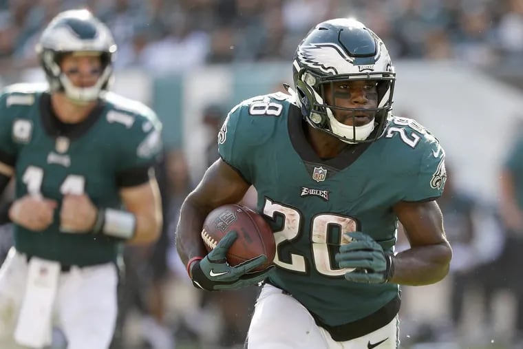 Wendell Smallwood, who leads Philadelphia Eagles running backs in snaps played this season, is unlikely to play Sunday against the Arizona Cardinals.