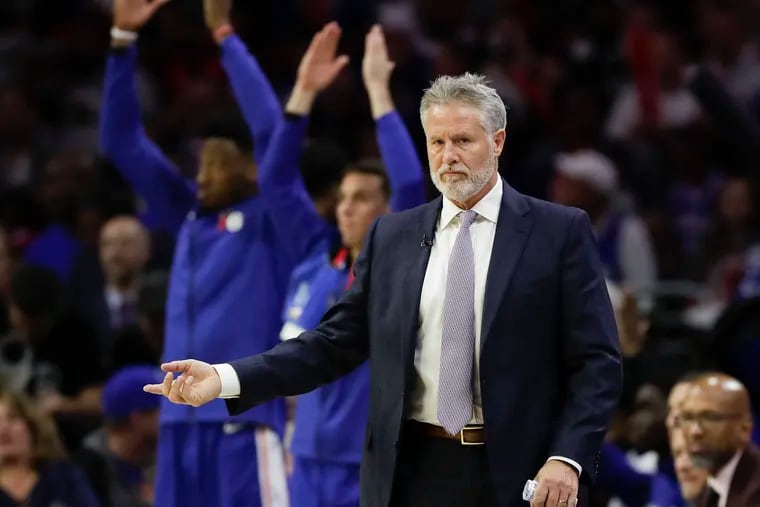 Sixers Head Coach Brett Brown points his finger.