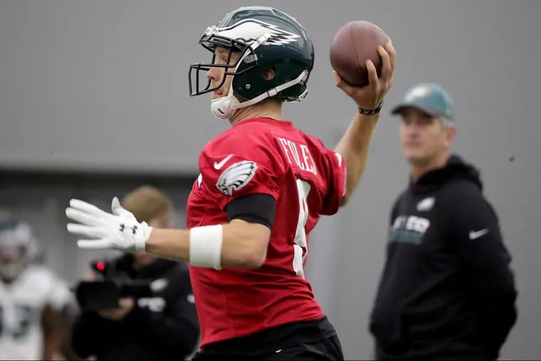 Nick Foles throws during Eagles practice Wednesday.