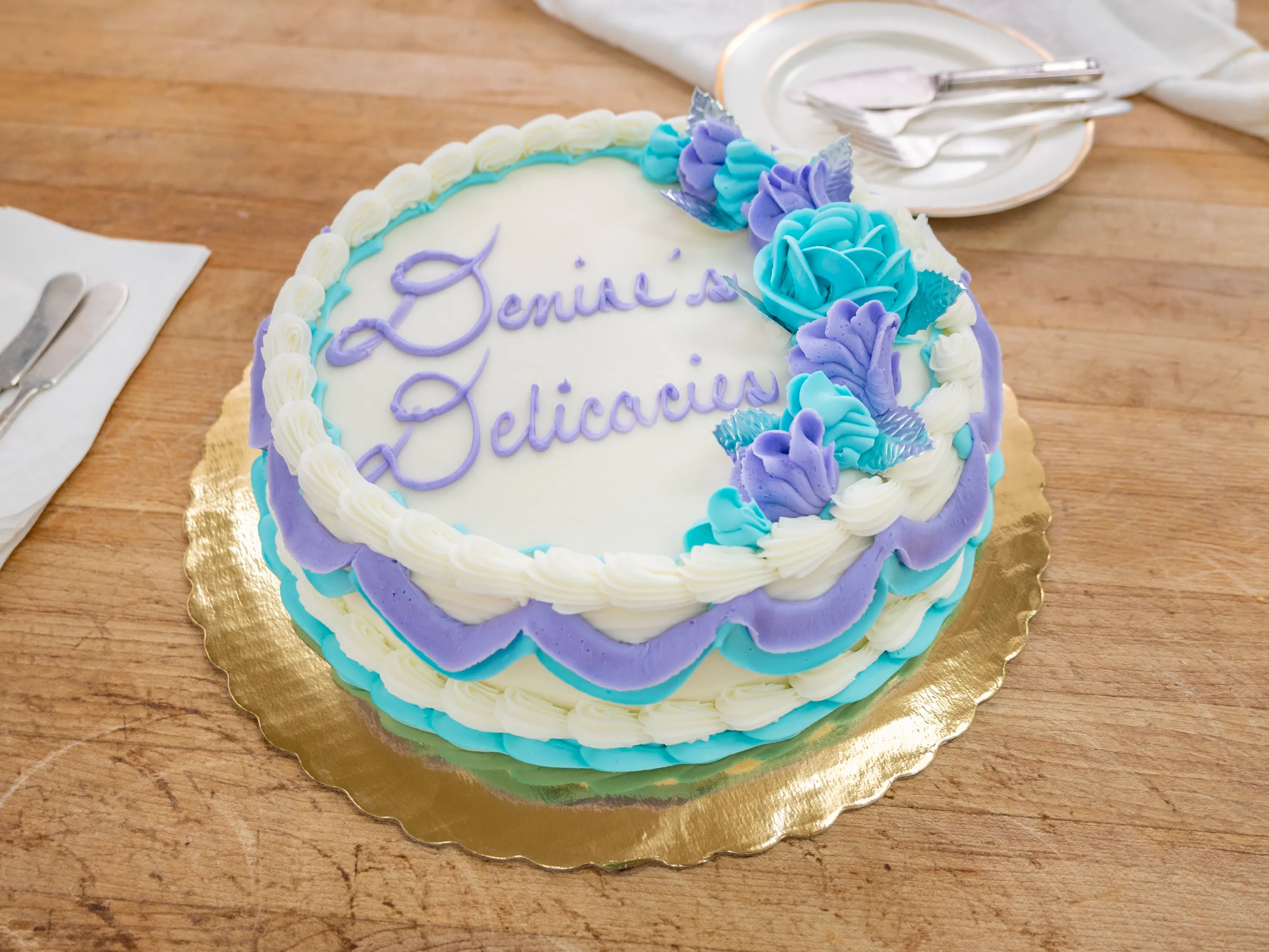 In North Philly, Denise's Delicacies offer custom cakes for all your celebrations.