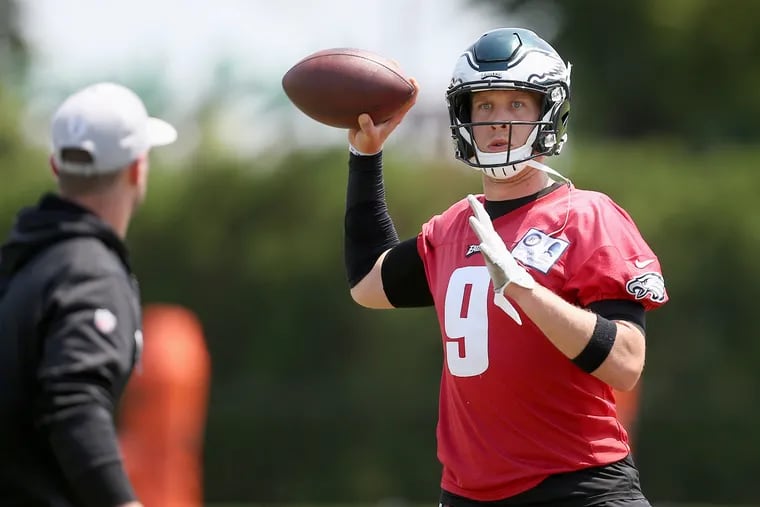 Eagles quarterback Nick Foles throws a pass during the team's final day of organized team activities at the NovaCare Complex on Thursday.