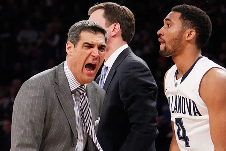 Jay Wright reacts after one of his players was called for a foul. (Ron Cortes/Staff Photographer)