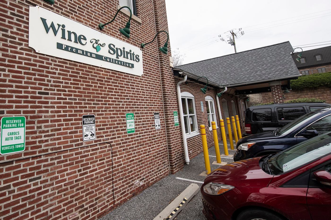 Pa Liquor Stores Are Open For Curbside Pickup Here S How To
