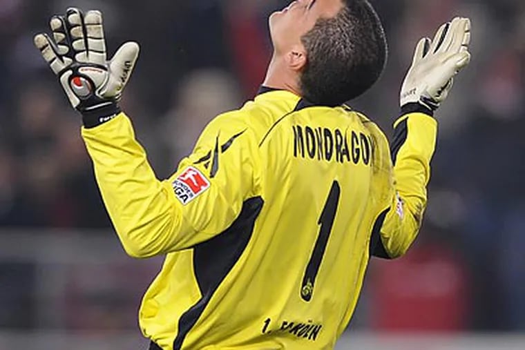 The Union will finally introduce new goalkeeper Faryd Mondragon today. (Daniel Maurer/AP file photo)