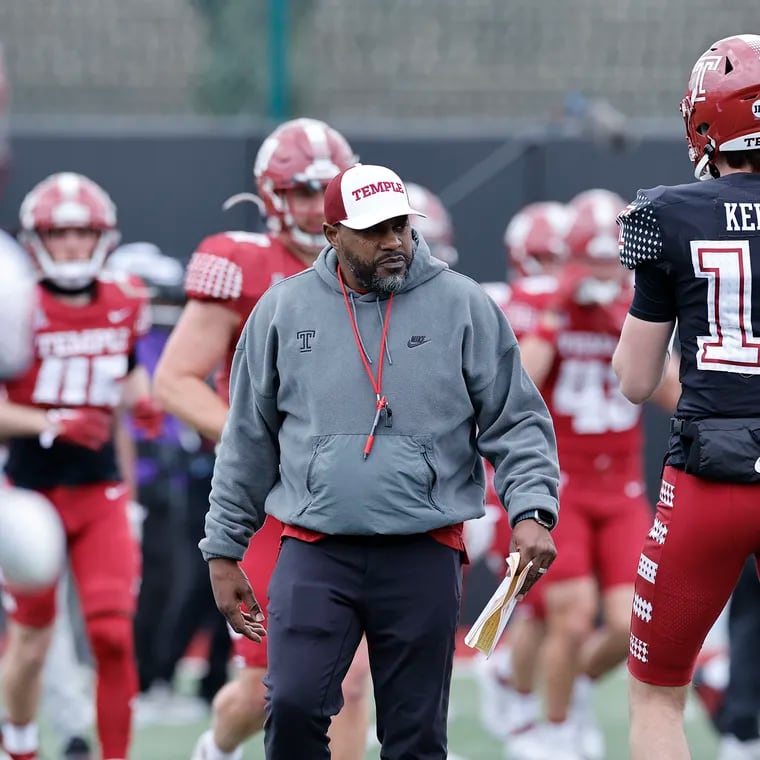 Temple head coach Stan Drayton watches his players during the Cherry and White spring football game at Edberg-Olson Field in North Philadelphia on Saturday.