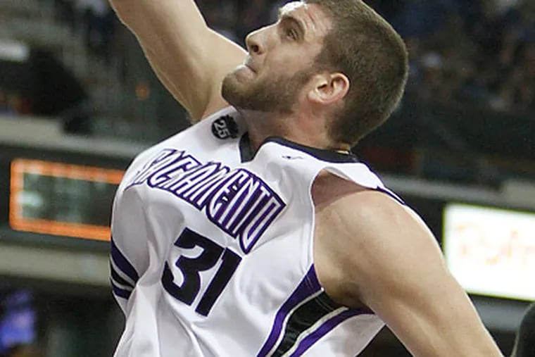 Spencer Hawes said he hopes to revitalize his game in Philadelphia. (Rich Pedroncelli/AP file photo)