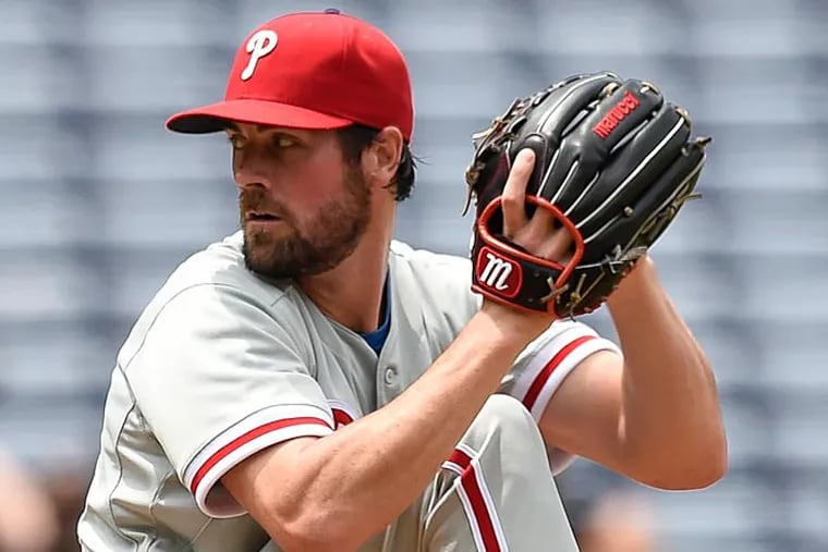 Philadelphia Phillies starting pitcher Cole Hamels (35) pitches against the Atlanta Braves during the fourth inning at Turner Field. (Dale Zanine/USA Today)