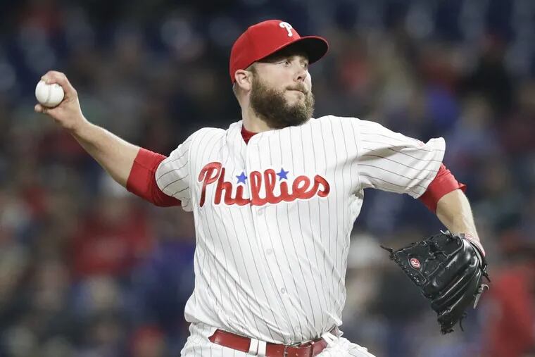 Phillies reliever Tommy Hunter pitching against the Braves last month.