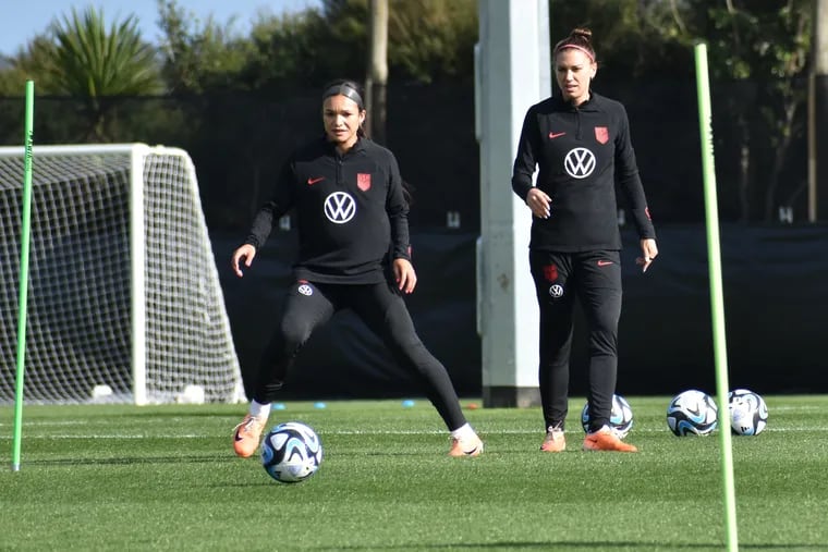 Sophia Smith (center) is one of the young forwards who will take over for Alex Morgan (right) once the latter retires.