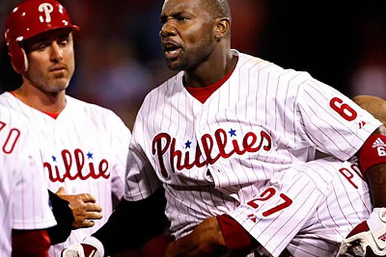 Ryan Howard was ejected by third-base umpire Scott Barry in the 14th inning last night. (Ron Cortes/Staff Photographer)