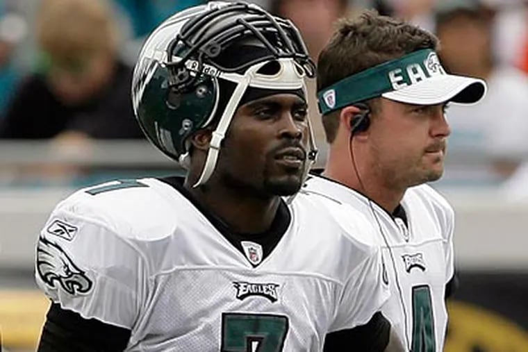 Kevin Kolb was consigned to the bench until garbage time of Sunday's Eagles-Jaguars game. (Yong Kim/Staff Photographer)