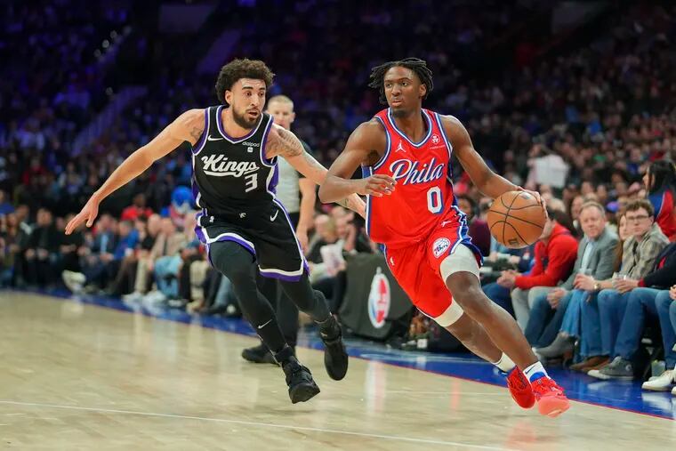 Tyrese Maxey will look to pilot the 76ers to a second straight win over the Kings after a 21 point win back in January. (Photo by Mitchell Leff/Getty Images)