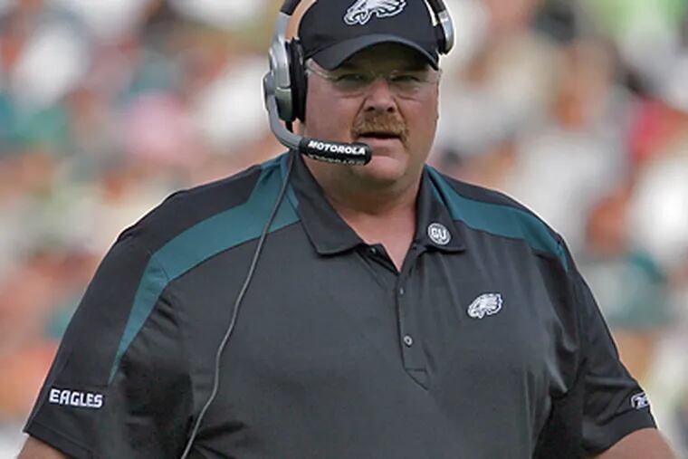 "We know the guys that are banged up," Eagles coach Andy Reid said of how he'll plan practices for Sunday's game against Chicago. (Yong Kim/Daily News)