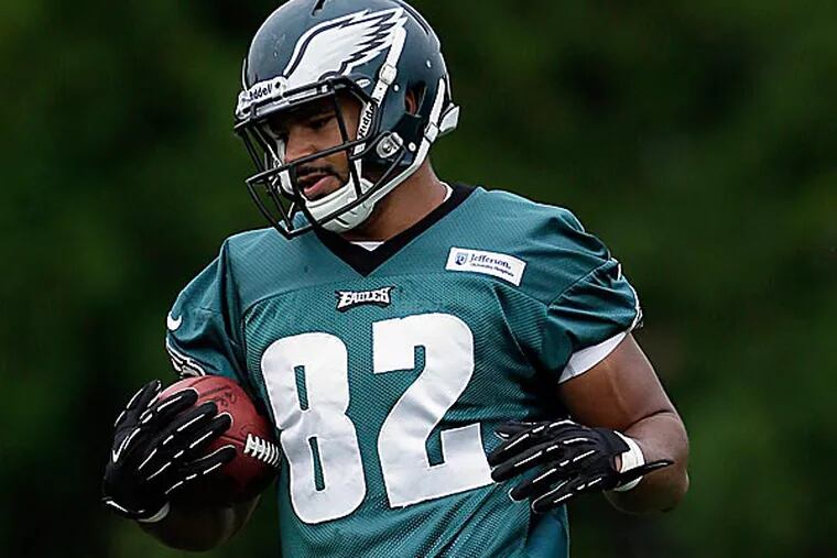 Tight end Clay Harbor spent one day of practice at outside linebacker. (Matt Slocum/AP file photo)