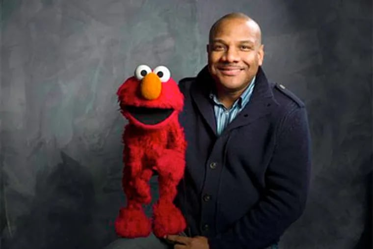 Editor Traktor Væsen Tattle: Kevin Clash, voice of Elmo, quits 'Sesame Street'
