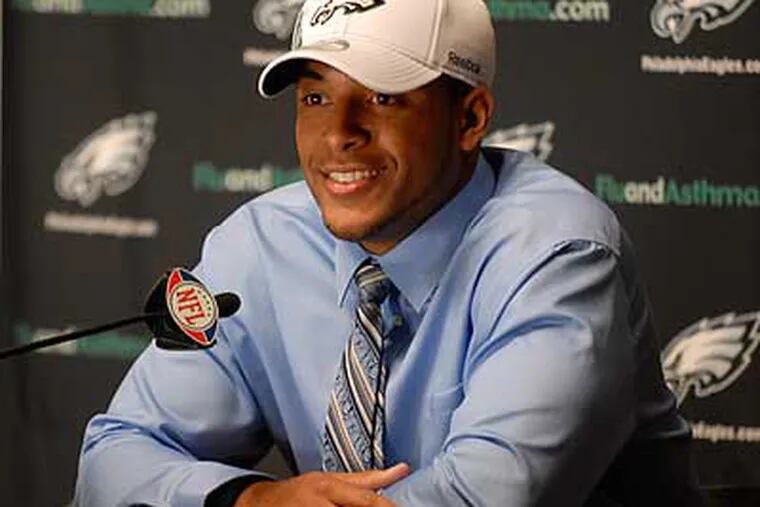 Eagles' draft pick Nate Allen takes questions from the press. (Ron Tarver/Staff Photographer)