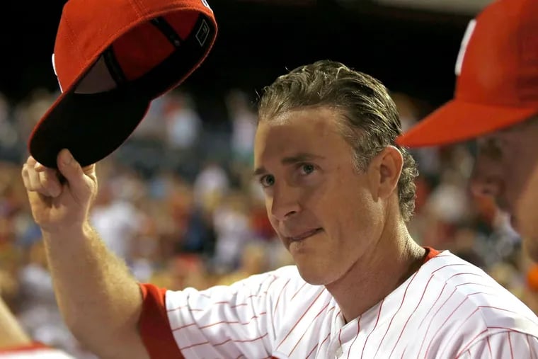 Phillies star Chase Utley said goodbye to fans when he left for Los Angeles with a newspaper ad.