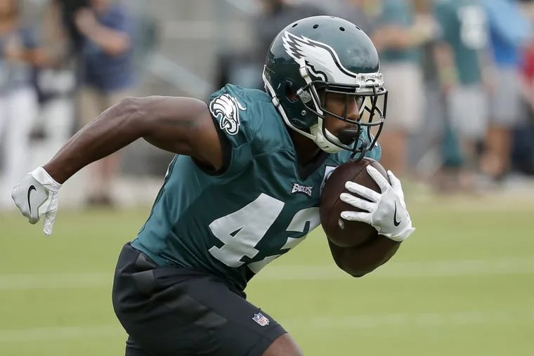 The Eagles have not made the playoffs since 2014, and Darren Sproles said he did not want his career to end on that note.