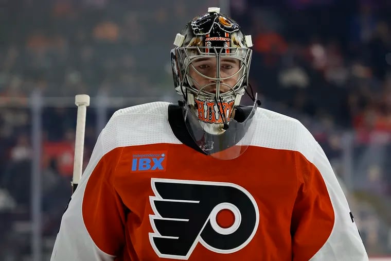 Flyers goaltender Carter Hart is 4-3-0 this season with one shutout.