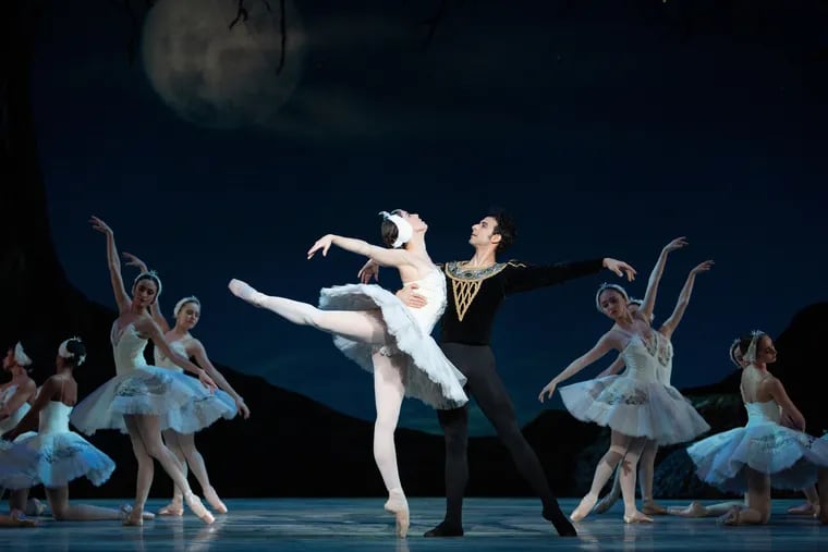 Šetlandski Lučiti procjena  Philadelphia Ballet's 'Swan Lake' is a beautiful and soothing balm for our  times