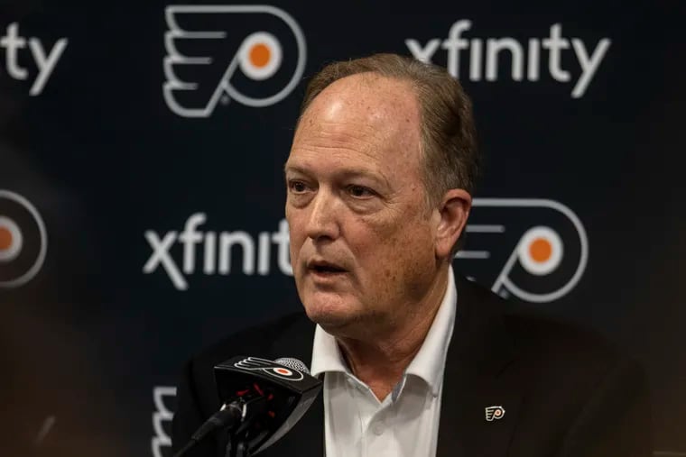 Flyers governor Dave Scott will retire from Comcast at the end of the season after 30 years.