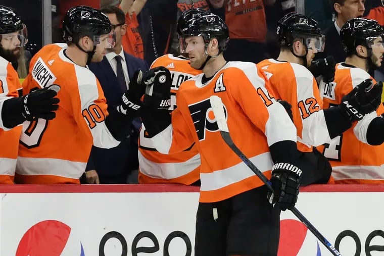 Flyers center Sean Couturier scored 33 goals last season after posting 31 in 2017-18.