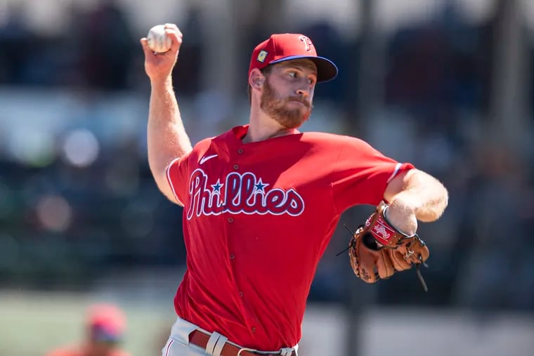 The Phillies called up reliever Michael Kelly and added him to the 40-man roster before Monday night's game.