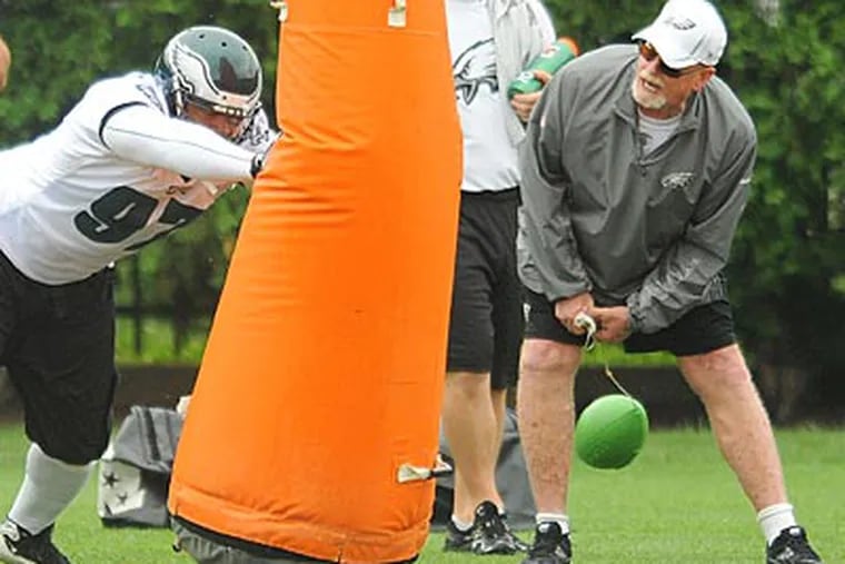 "I think we’re going to be a lot better," Eagles defensive line coach Jim Washburn said. (Clem Murray/Staff Photographer)