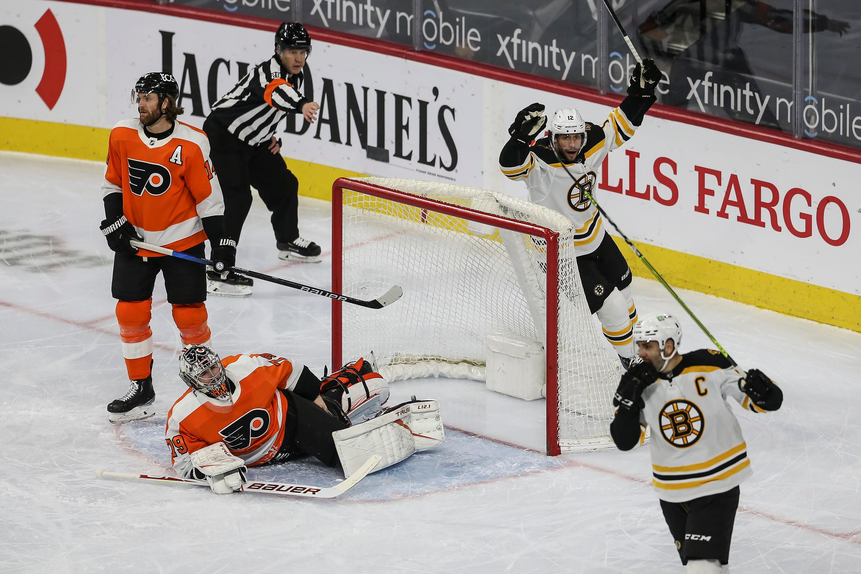 Philadelphia Flyers: Carter Hart must use adversity as springboard to  greatness