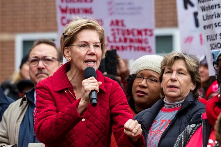 Presidential candidate U.S. Sen. Elizabeth Warren (D-MA) joins striking Chicago Teachers Union and SEIU Local 73 members for a speech on the picket line outside Oscar DePriest Elementary School on the West Side, Tuesday, Oct. 22, 2019.