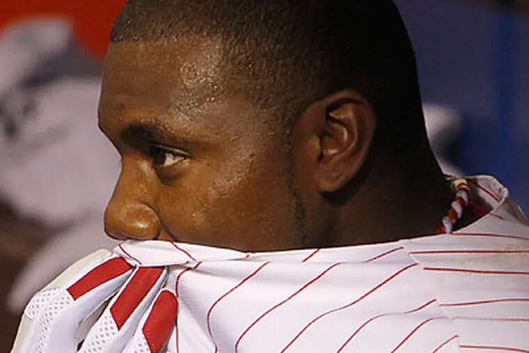 Ryan Howard faces major surgery on a ruptured Achilles, the body's largest weight-bearing tendon. (Ron Cortes/Staff Photographer)